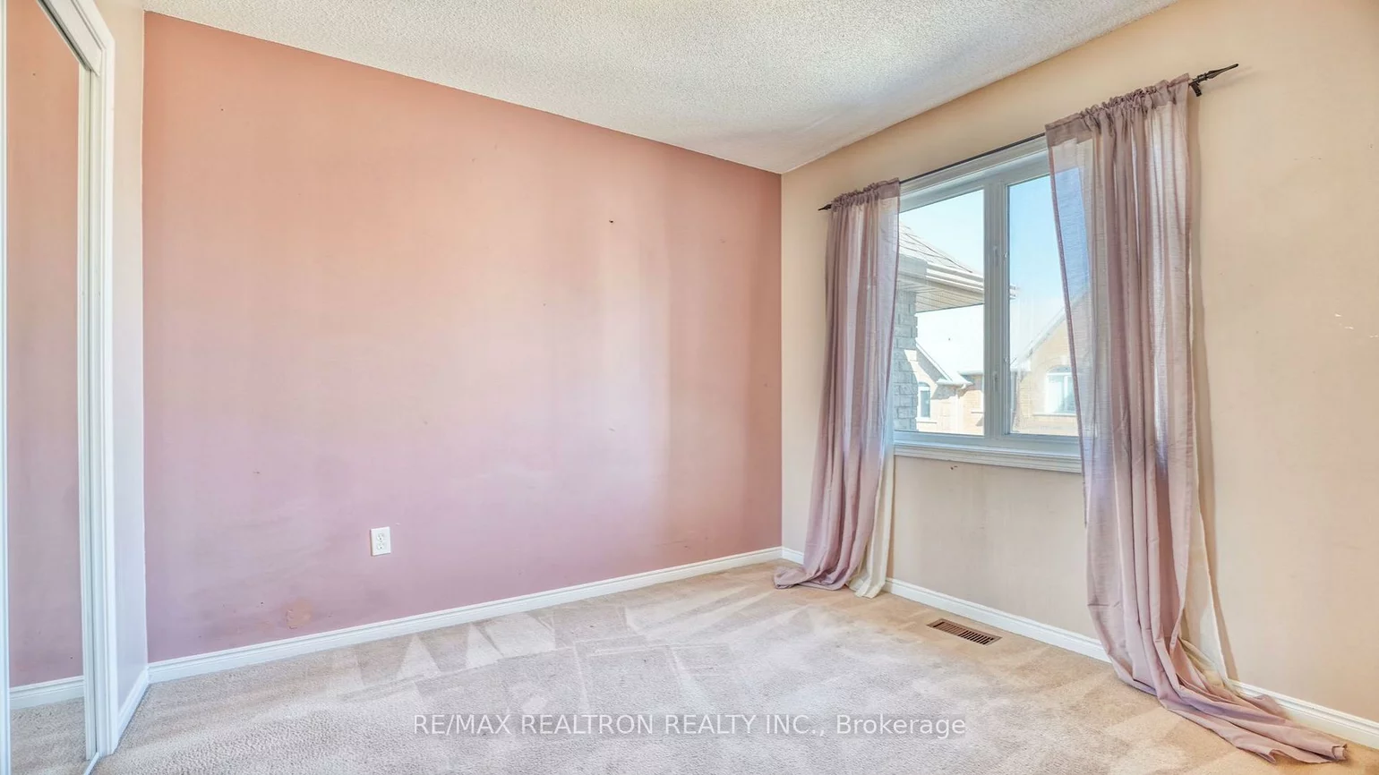 1075, Ellesmere, Dorset Park, Toronto