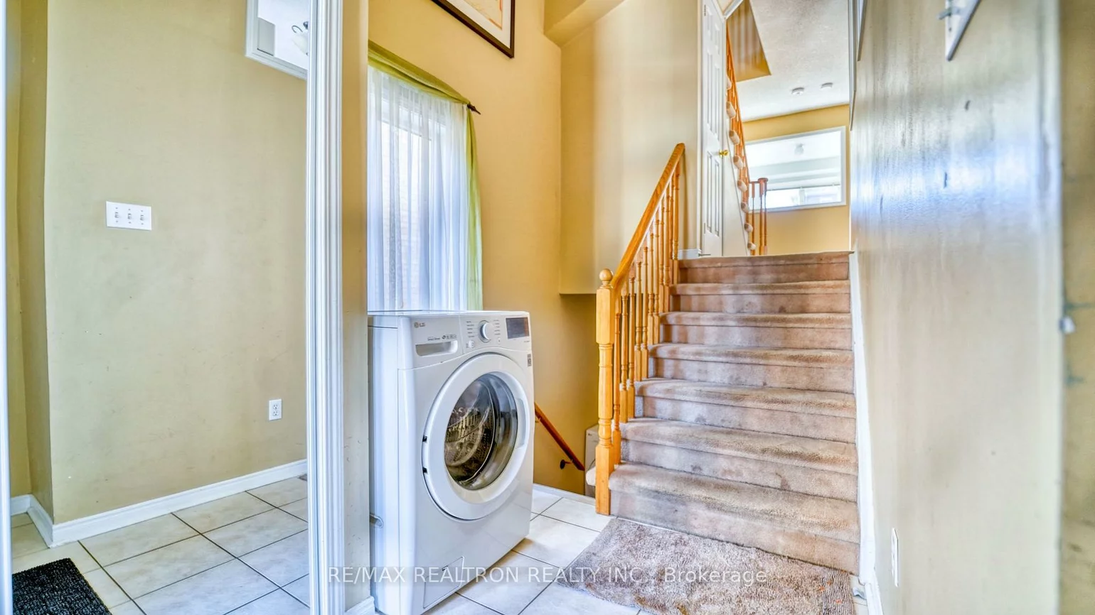 1075, Ellesmere, Dorset Park, Toronto