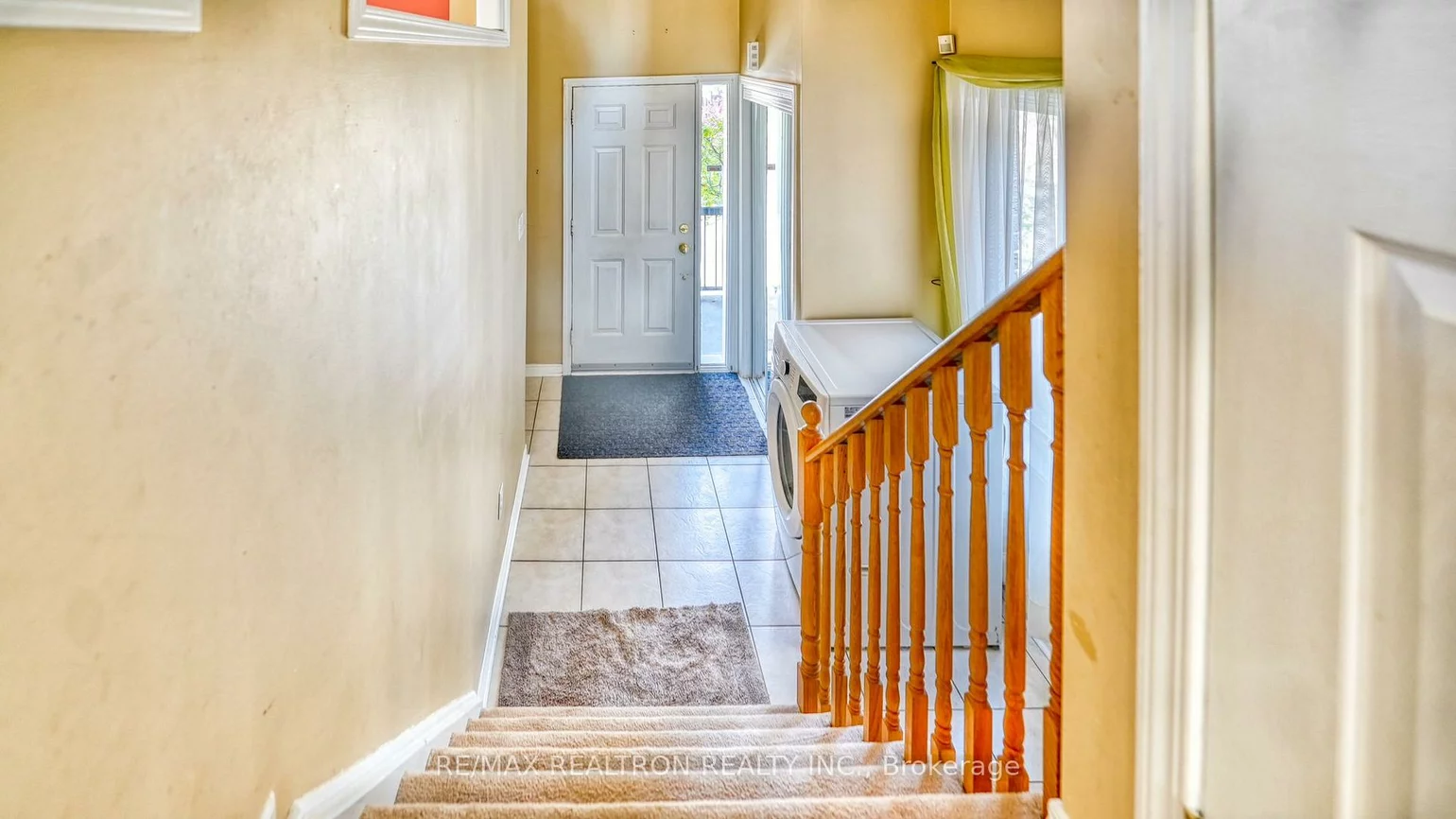 1075, Ellesmere, Dorset Park, Toronto