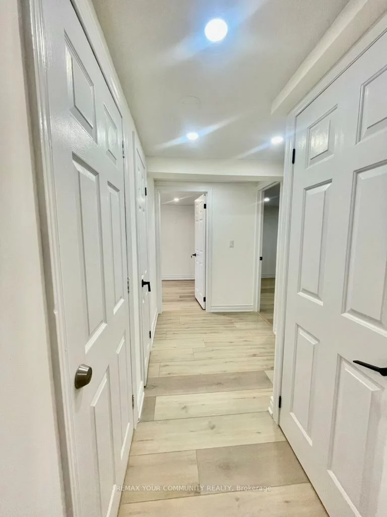 52, Tweedrock, Morningside, Toronto