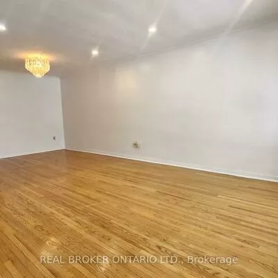 214, Fairglen, L'Amoreaux, Toronto