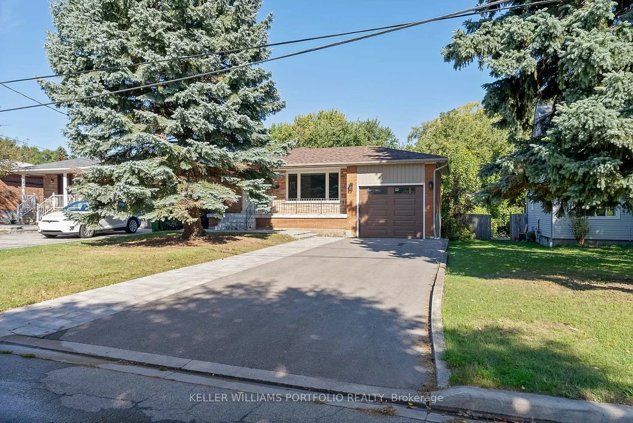 32, Gatesview, Scarborough Village, Toronto