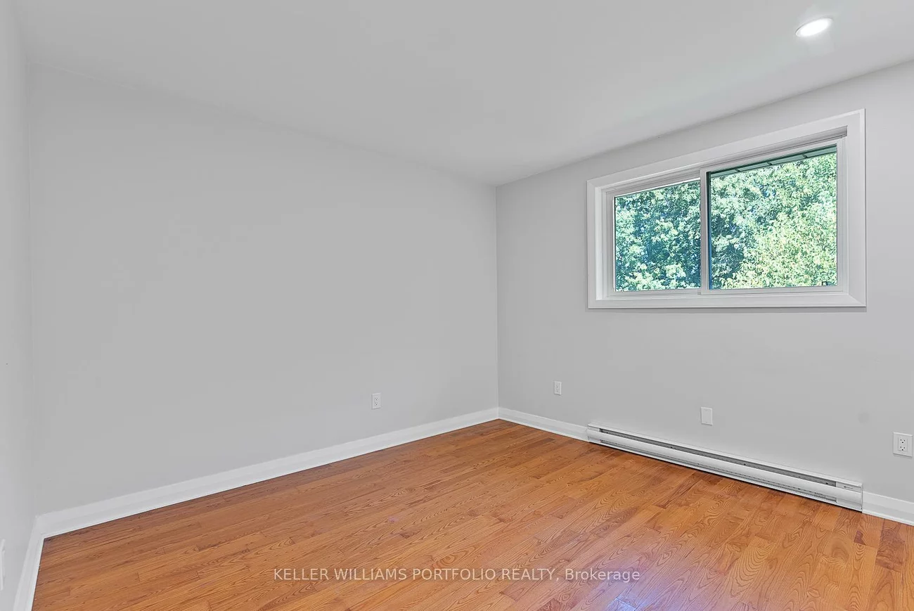 32, Gatesview, Scarborough Village, Toronto