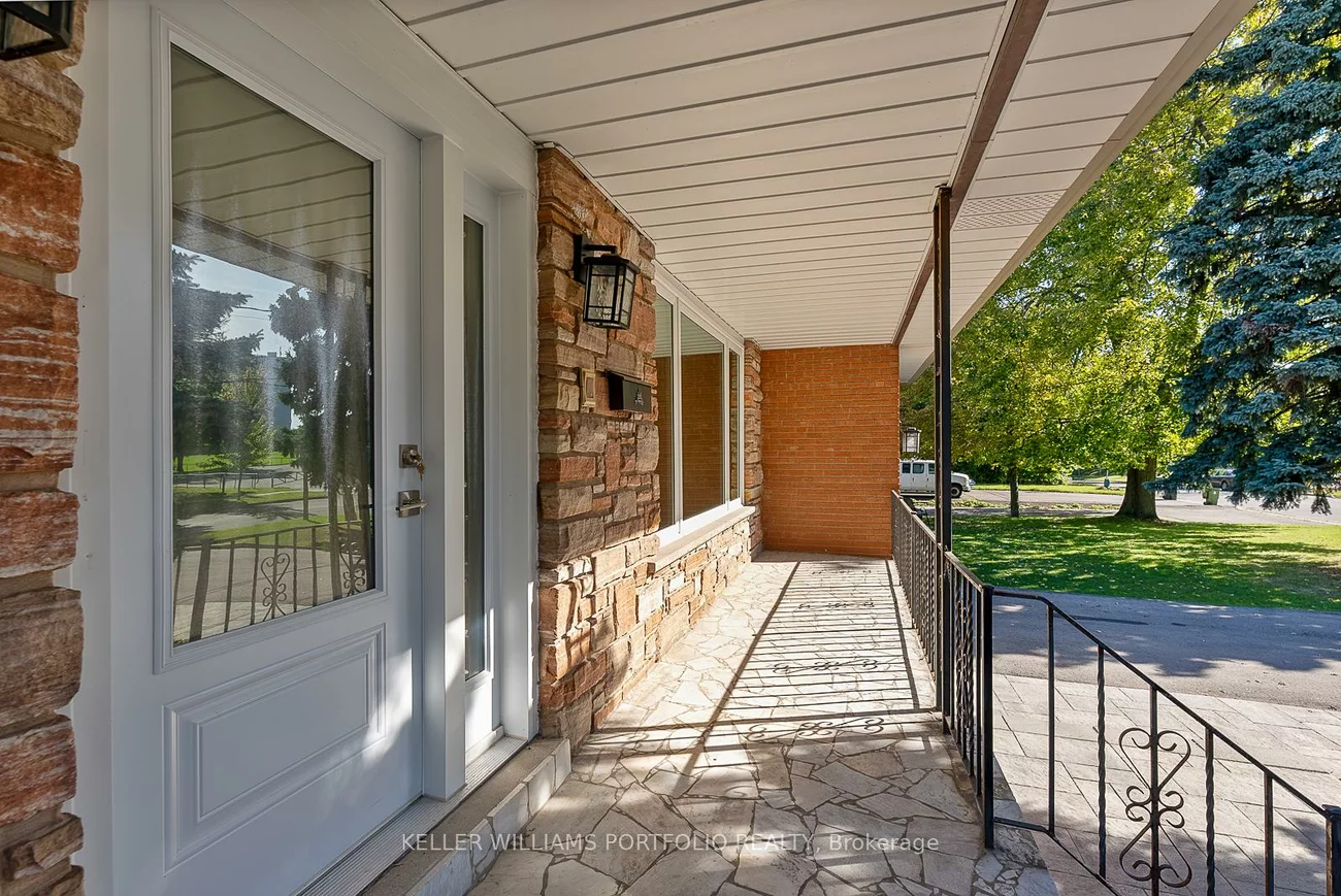 32, Gatesview, Scarborough Village, Toronto