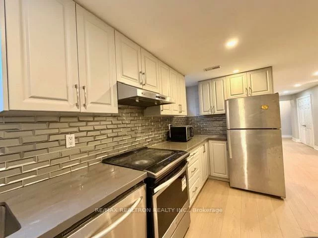 22, Sunderland, Woburn, Toronto