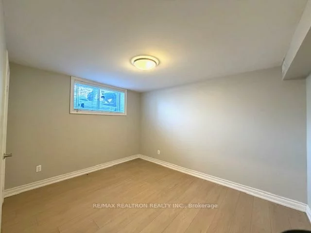 22, Sunderland, Woburn, Toronto