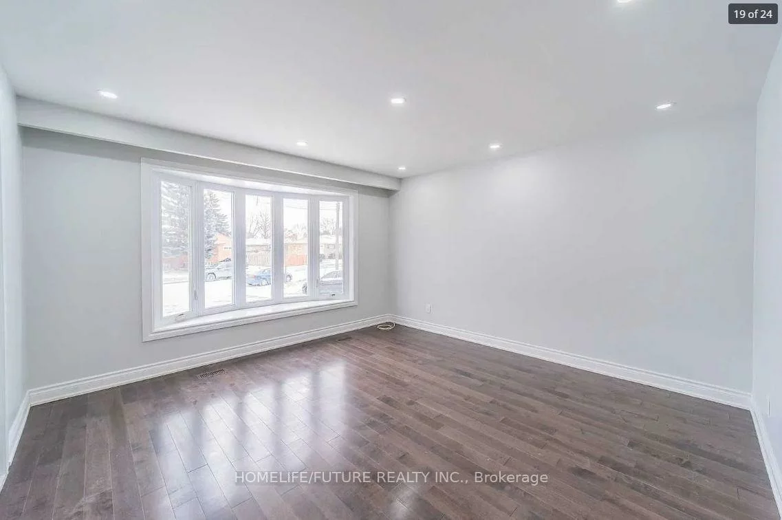 102, Golfhaven, Woburn, Toronto