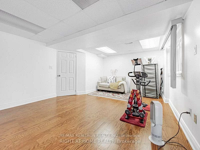 106, Mammoth Hall, Malvern, Toronto