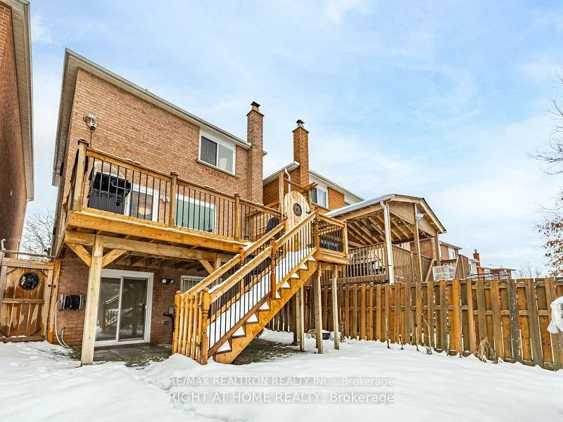 106, Mammoth Hall, Malvern, Toronto