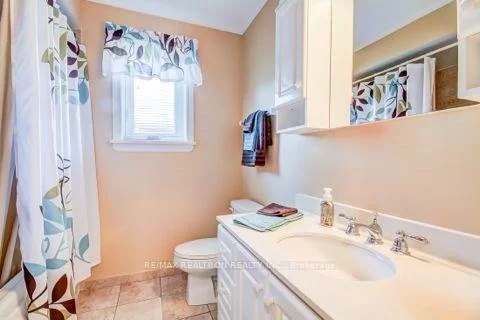 7, Wonderland, Morningside, Toronto