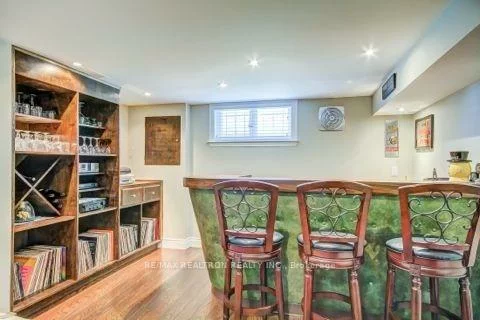 7, Wonderland, Morningside, Toronto