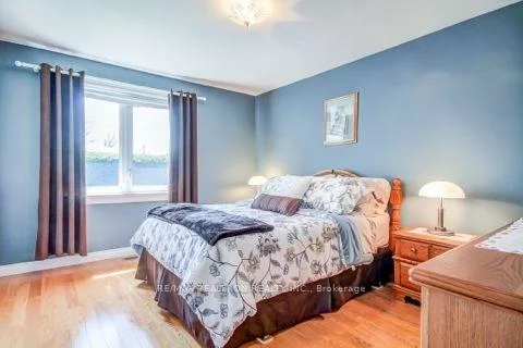 7, Wonderland, Morningside, Toronto