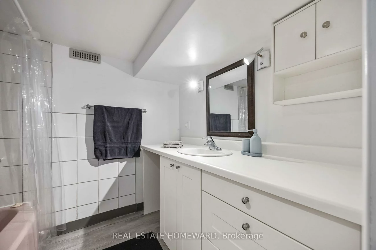 130, Kenilworth, The Beaches, Toronto