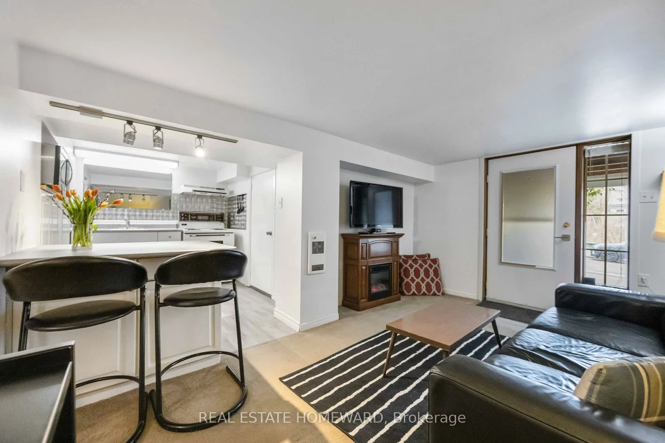 130, Kenilworth, The Beaches, Toronto