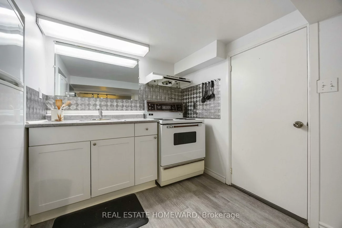 130, Kenilworth, The Beaches, Toronto