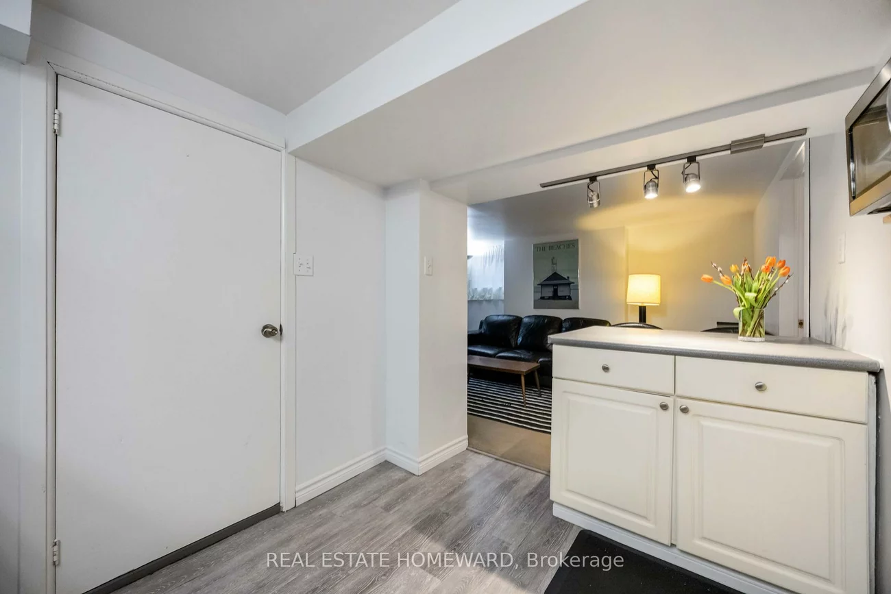 130, Kenilworth, The Beaches, Toronto