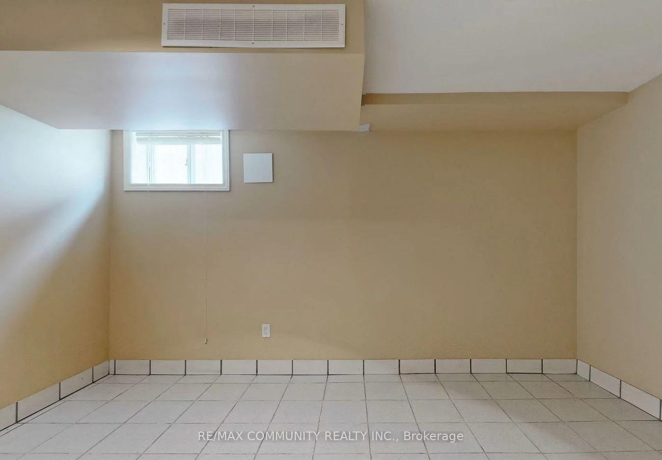 1, Applefield, Bendale, Toronto