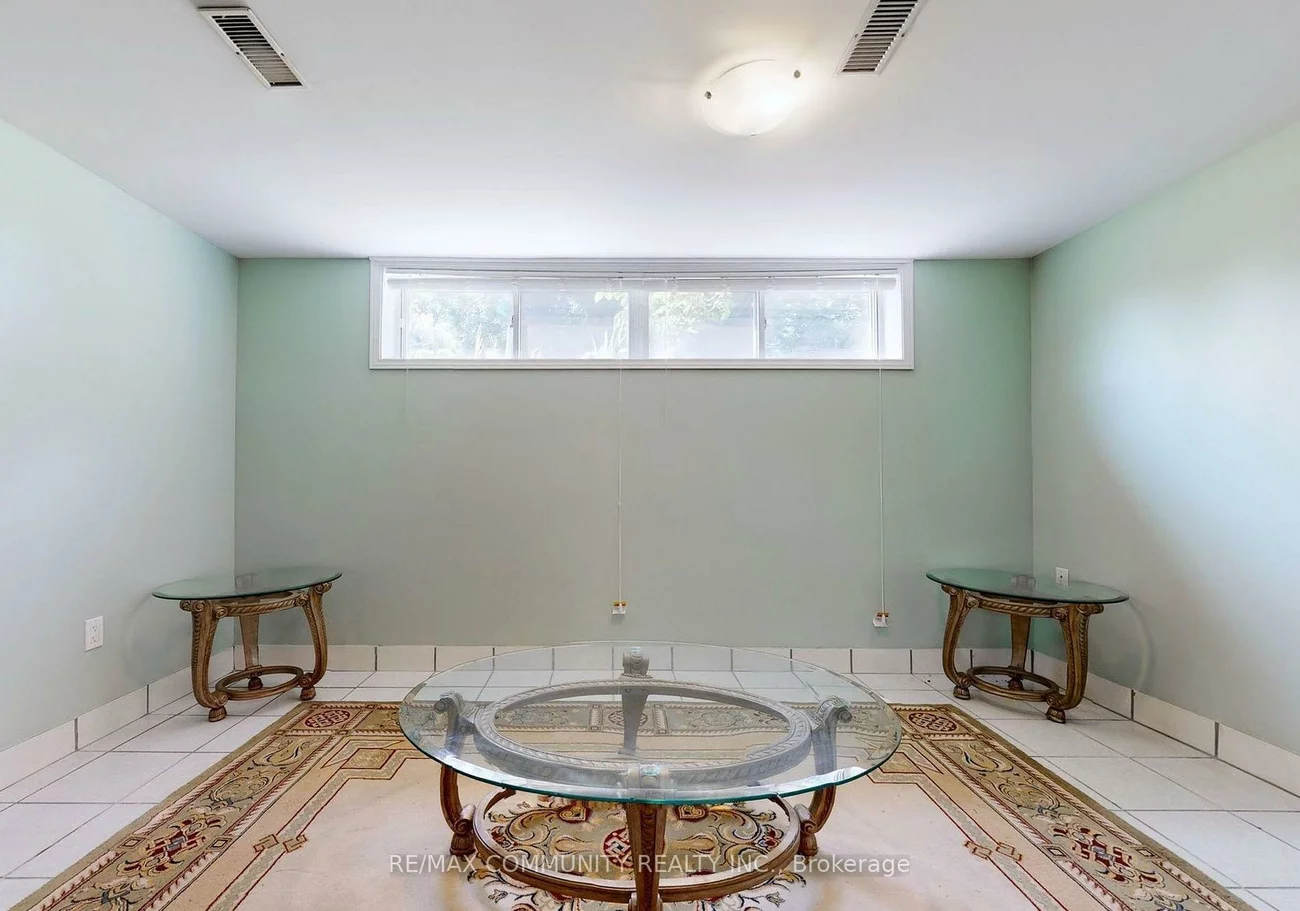 1, Applefield, Bendale, Toronto