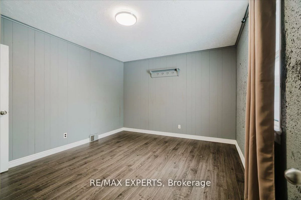 5323, Lawrence, Centennial Scarborough, Toronto