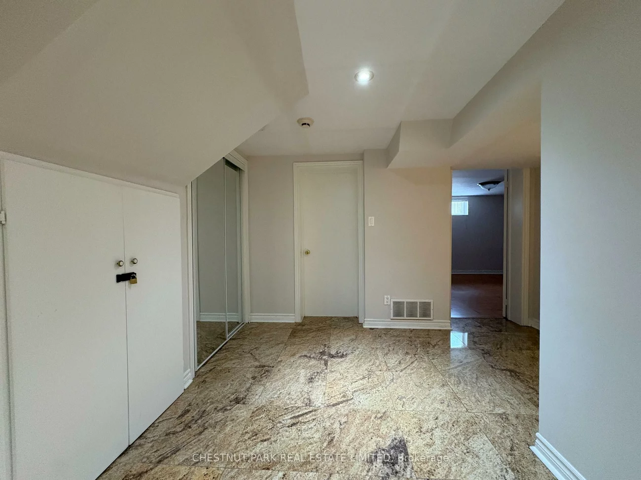 93, Surrey, Wexford-Maryvale, Toronto