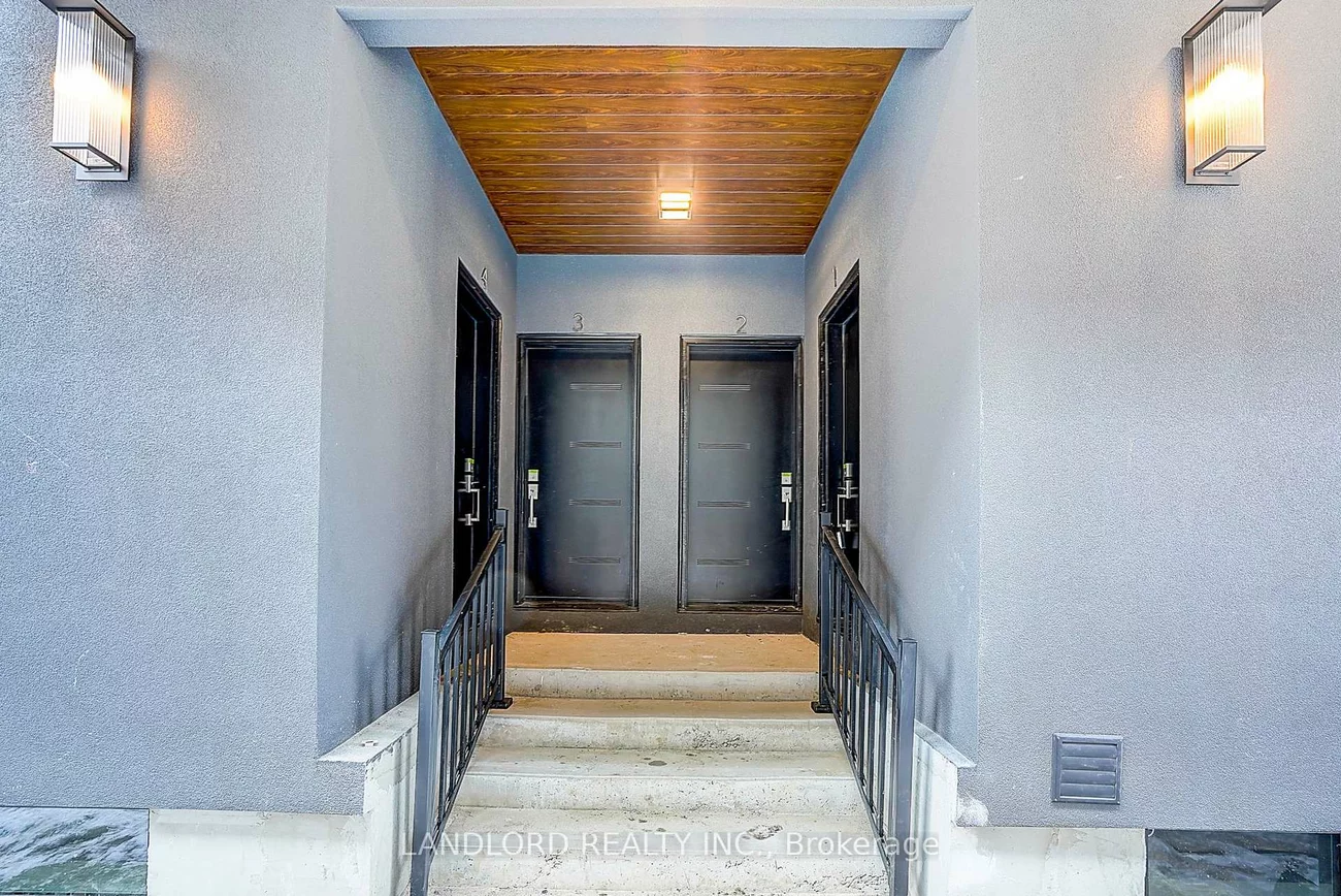 1146, Broadview, Broadview North, Toronto