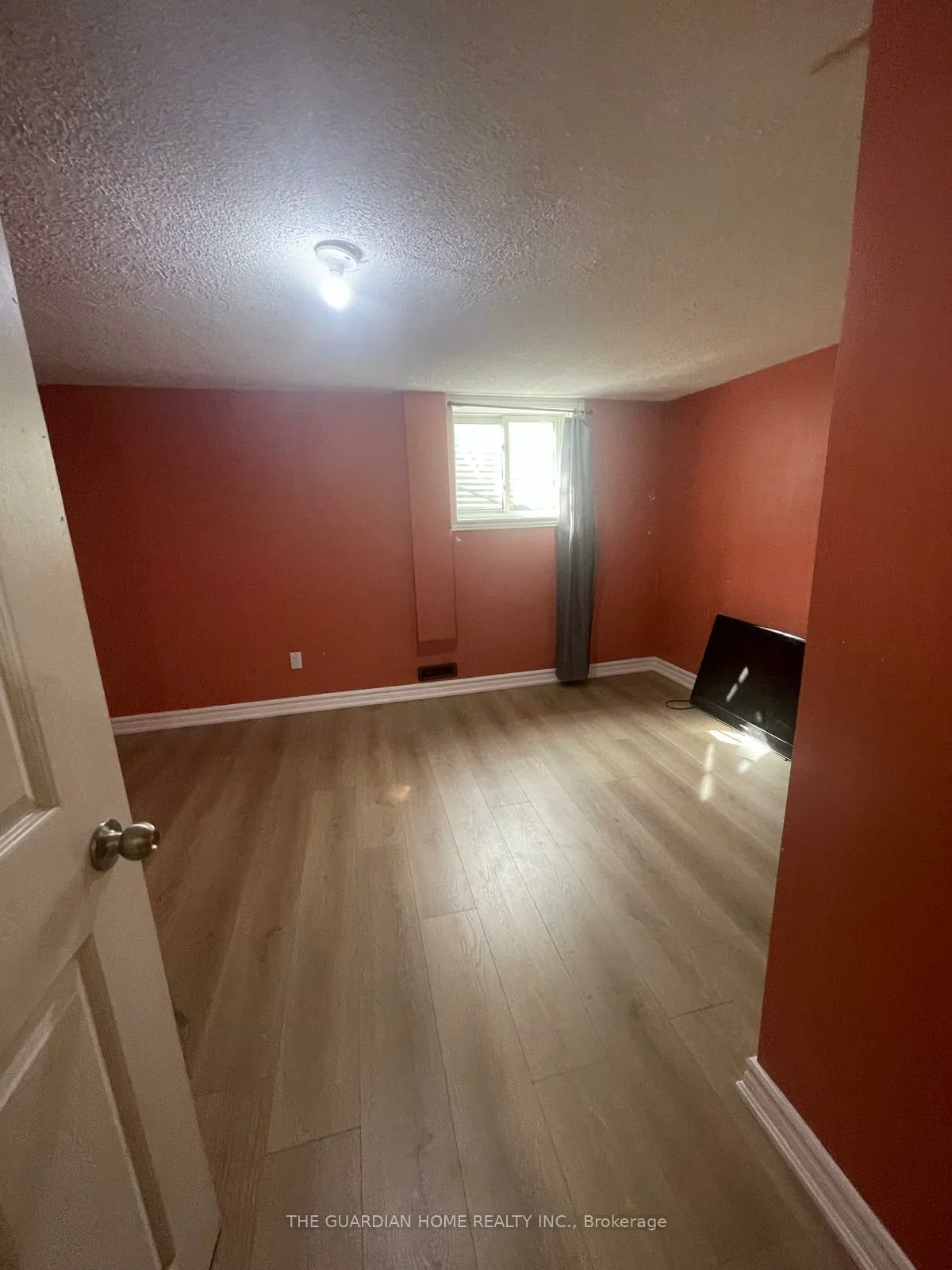 30, Lamay, Rouge E11, Toronto