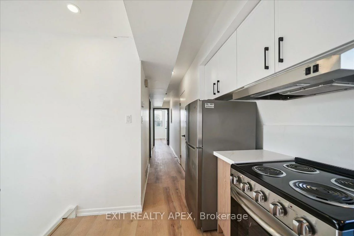 343, Greenwood, Greenwood-Coxwell, Toronto