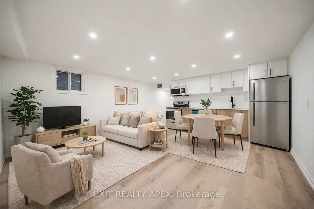 343, Greenwood, Greenwood-Coxwell, Toronto