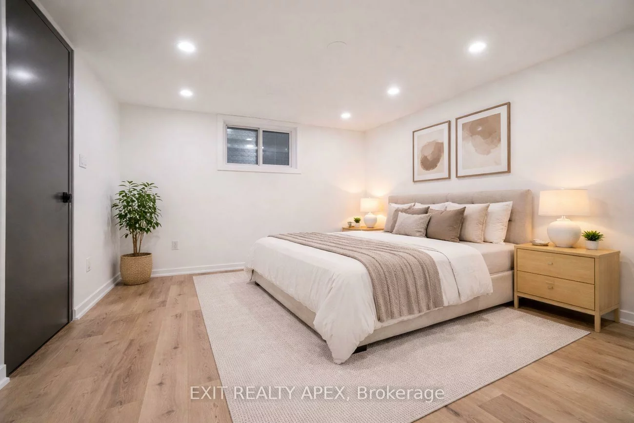 343, Greenwood, Greenwood-Coxwell, Toronto