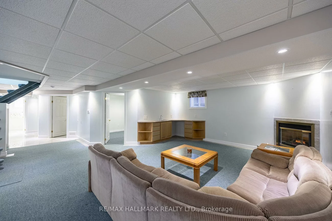 69, Lawson, Centennial Scarborough, Toronto