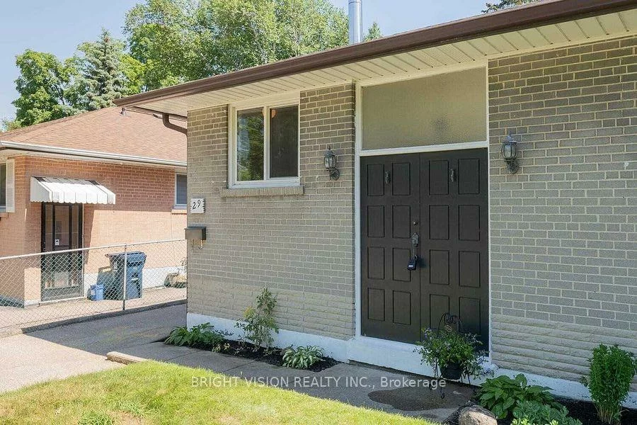 29, Stoney Creek, West Hill, Toronto
