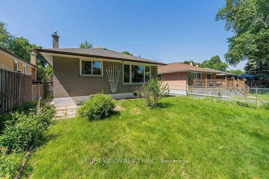 29, Stoney Creek, West Hill, Toronto