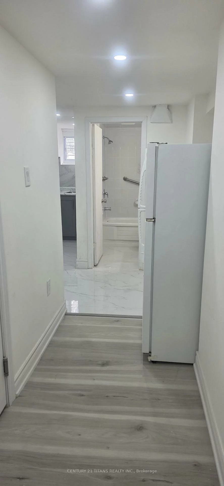 114, Benjamin, Kennedy Park, Toronto