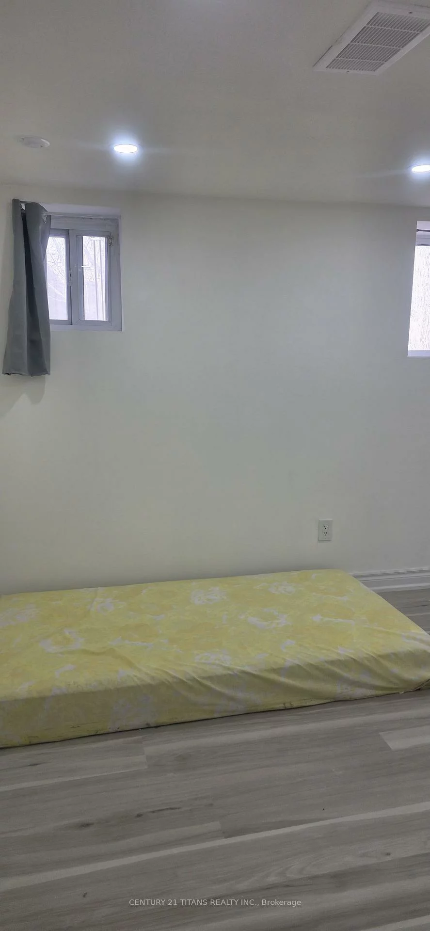 114, Benjamin, Kennedy Park, Toronto