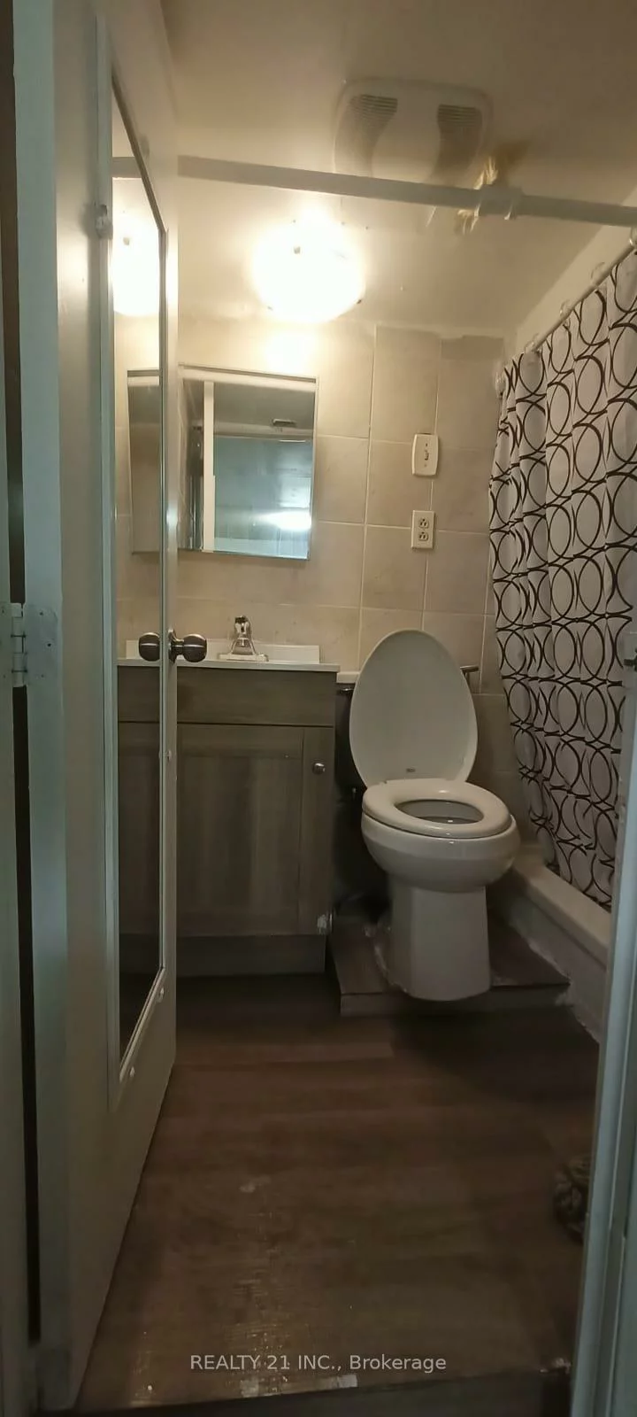 571, Danforth, Clairlea-Birchmount, Toronto