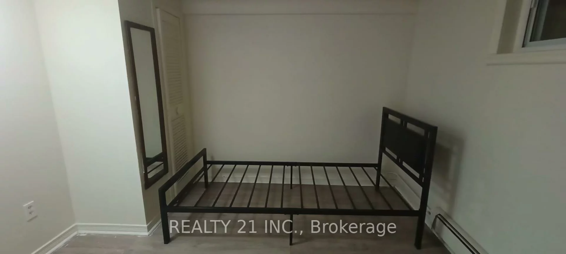 571, Danforth, Clairlea-Birchmount, Toronto