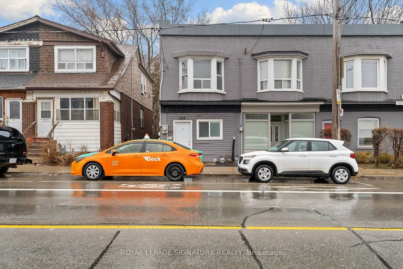 233, Greenwood, Greenwood-Coxwell, Toronto