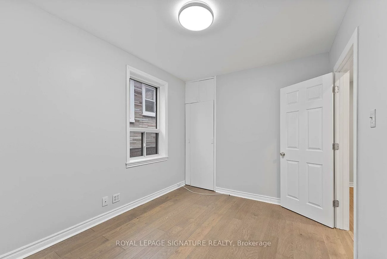 233, Greenwood, Greenwood-Coxwell, Toronto