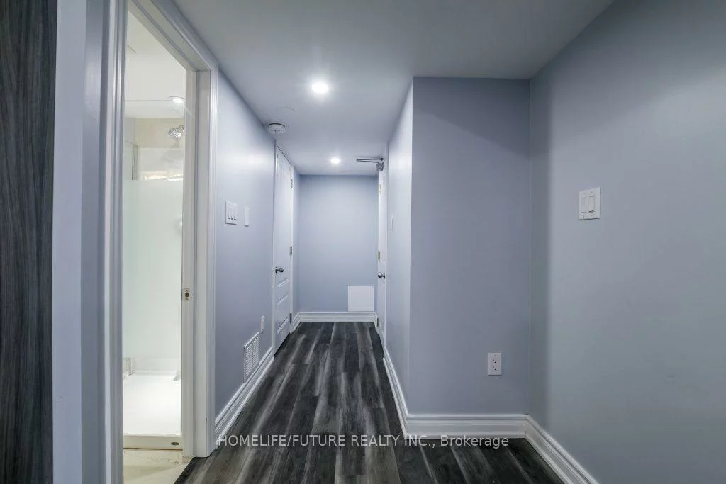 90, Mountland, Woburn, Toronto