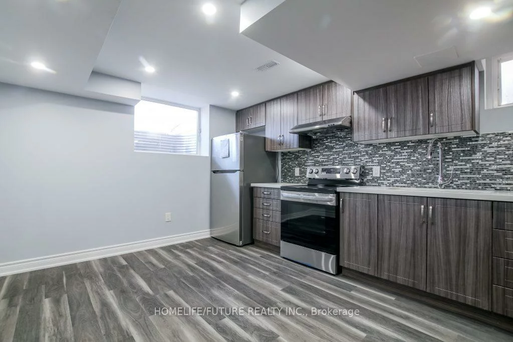 90, Mountland, Woburn, Toronto