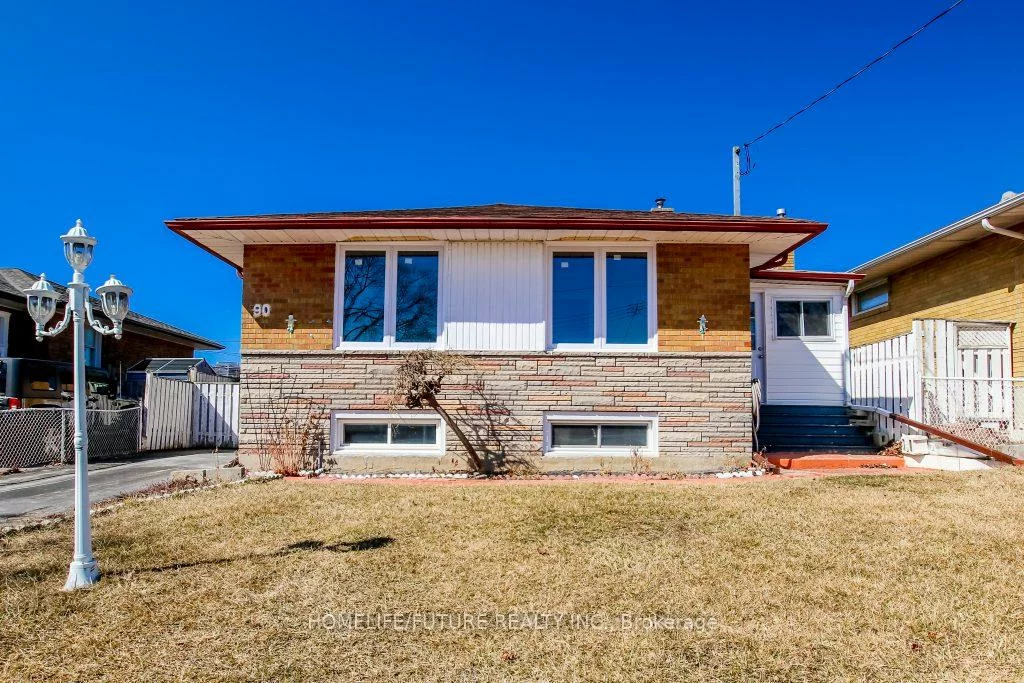 90, Mountland, Woburn, Toronto