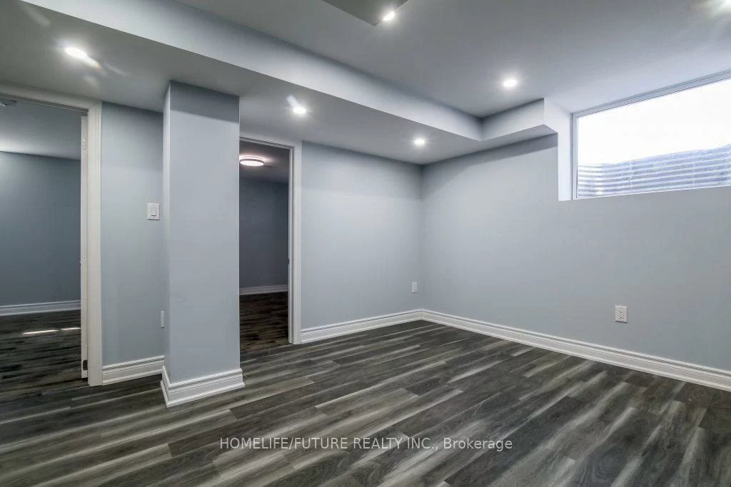 90, Mountland, Woburn, Toronto