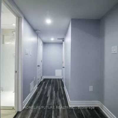 90, Mountland, Woburn, Toronto