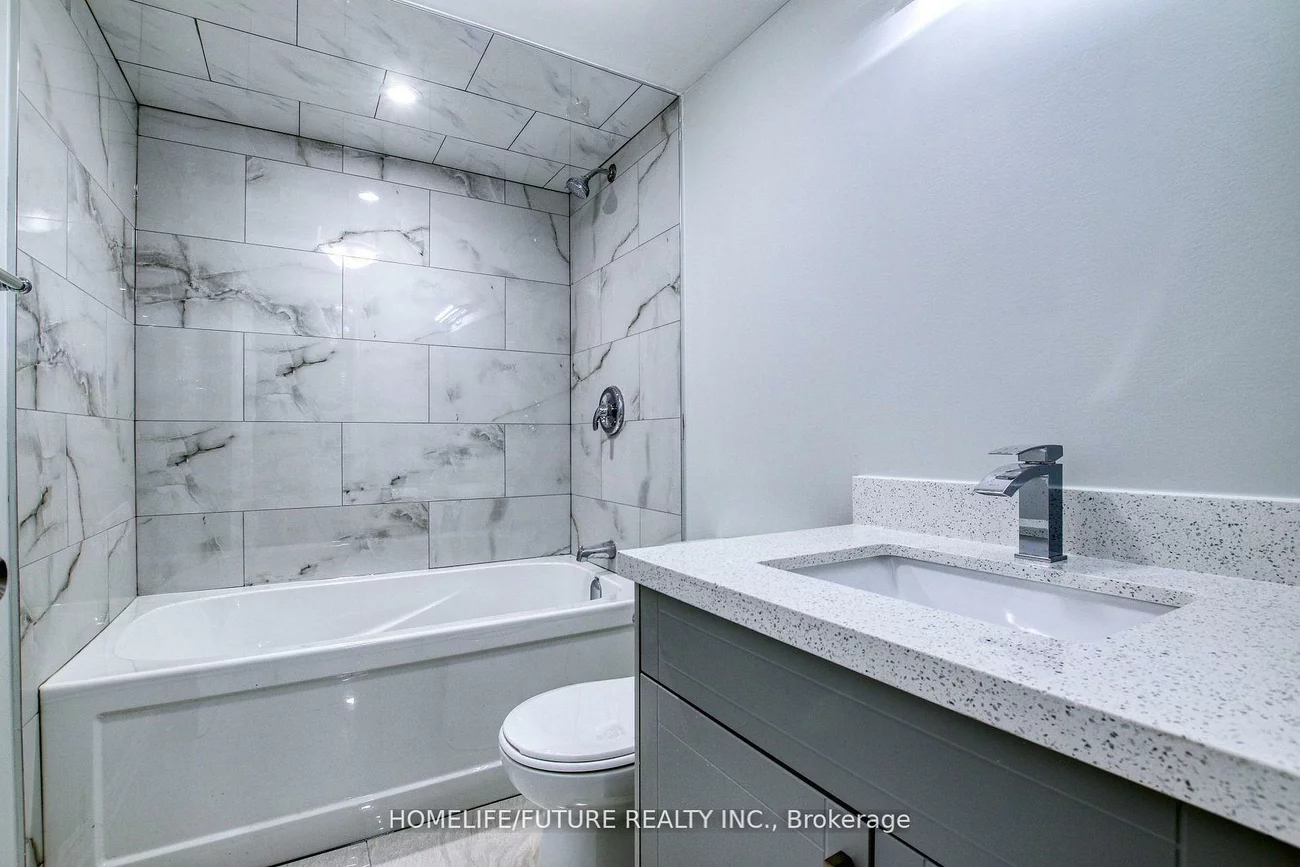 221, Hupfield, Malvern, Toronto