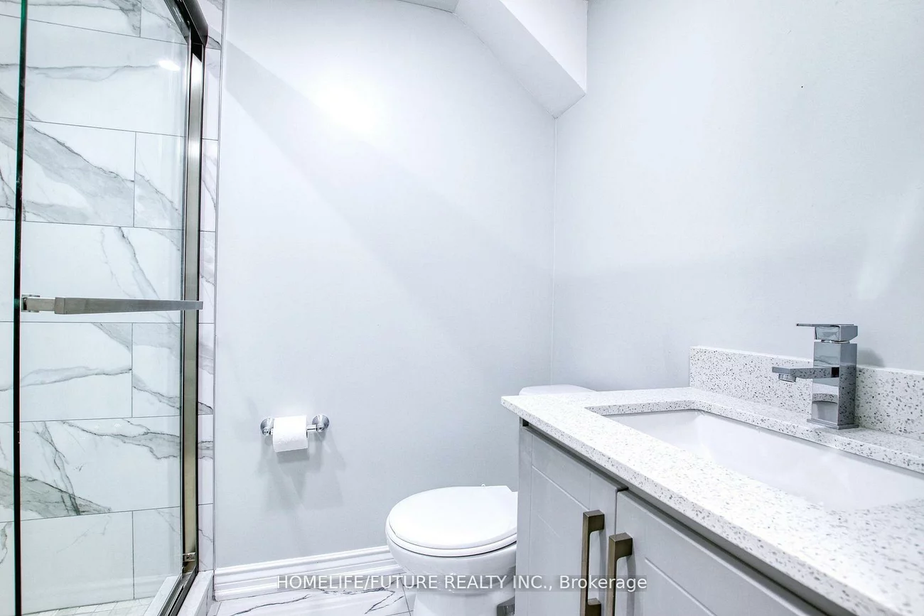 221, Hupfield, Malvern, Toronto