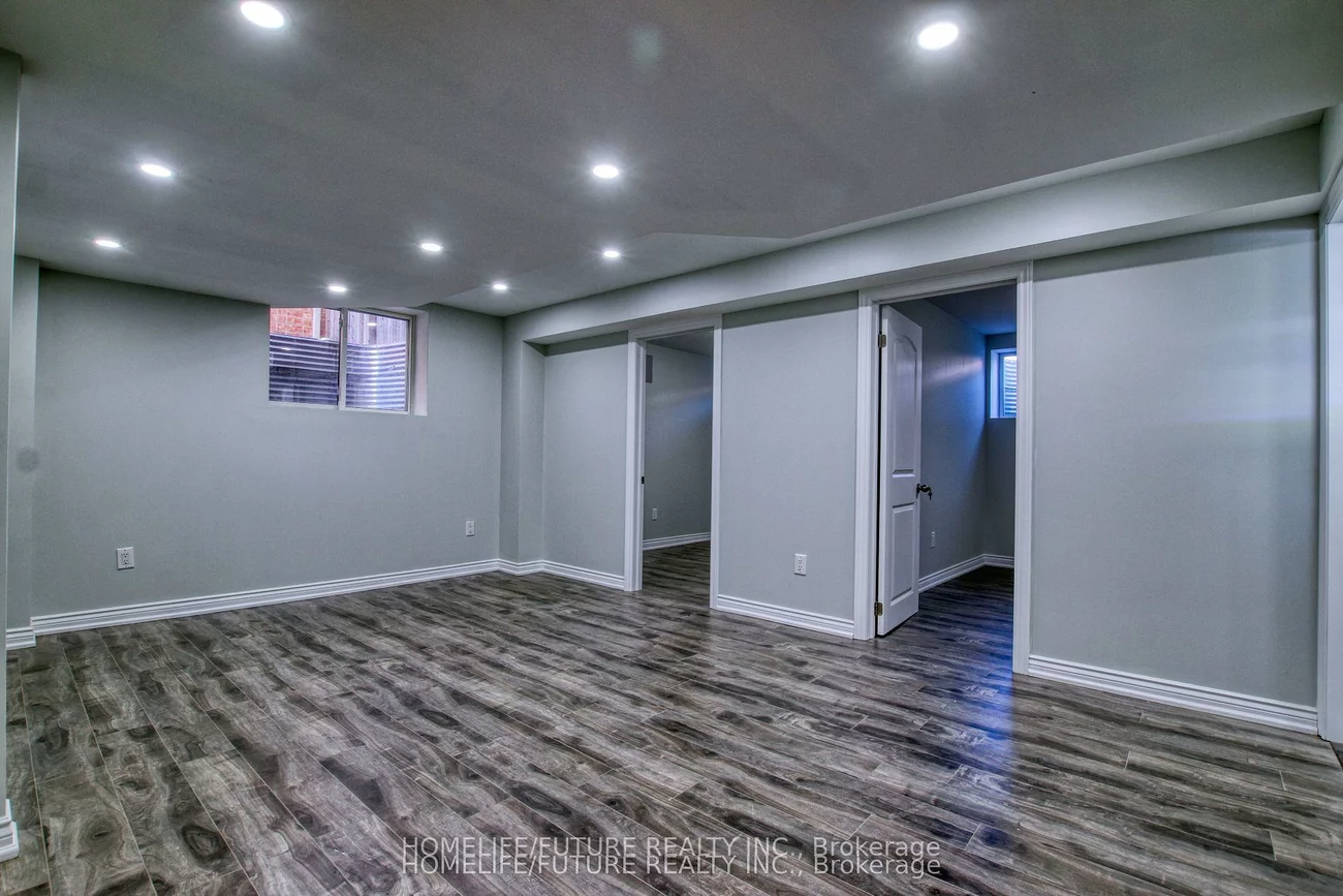 221, Hupfield, Malvern, Toronto