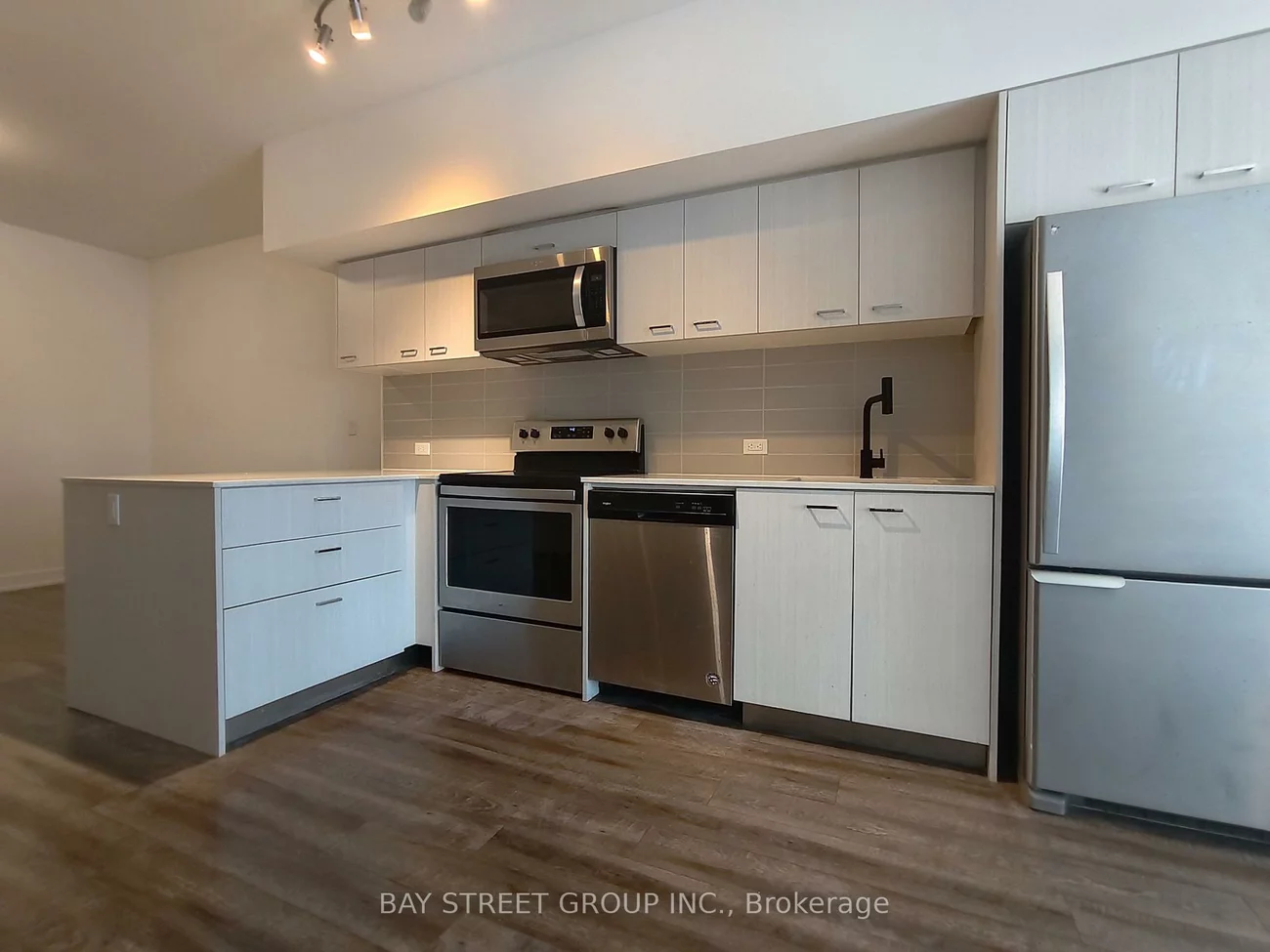 10, Echo, L'Amoreaux, Toronto