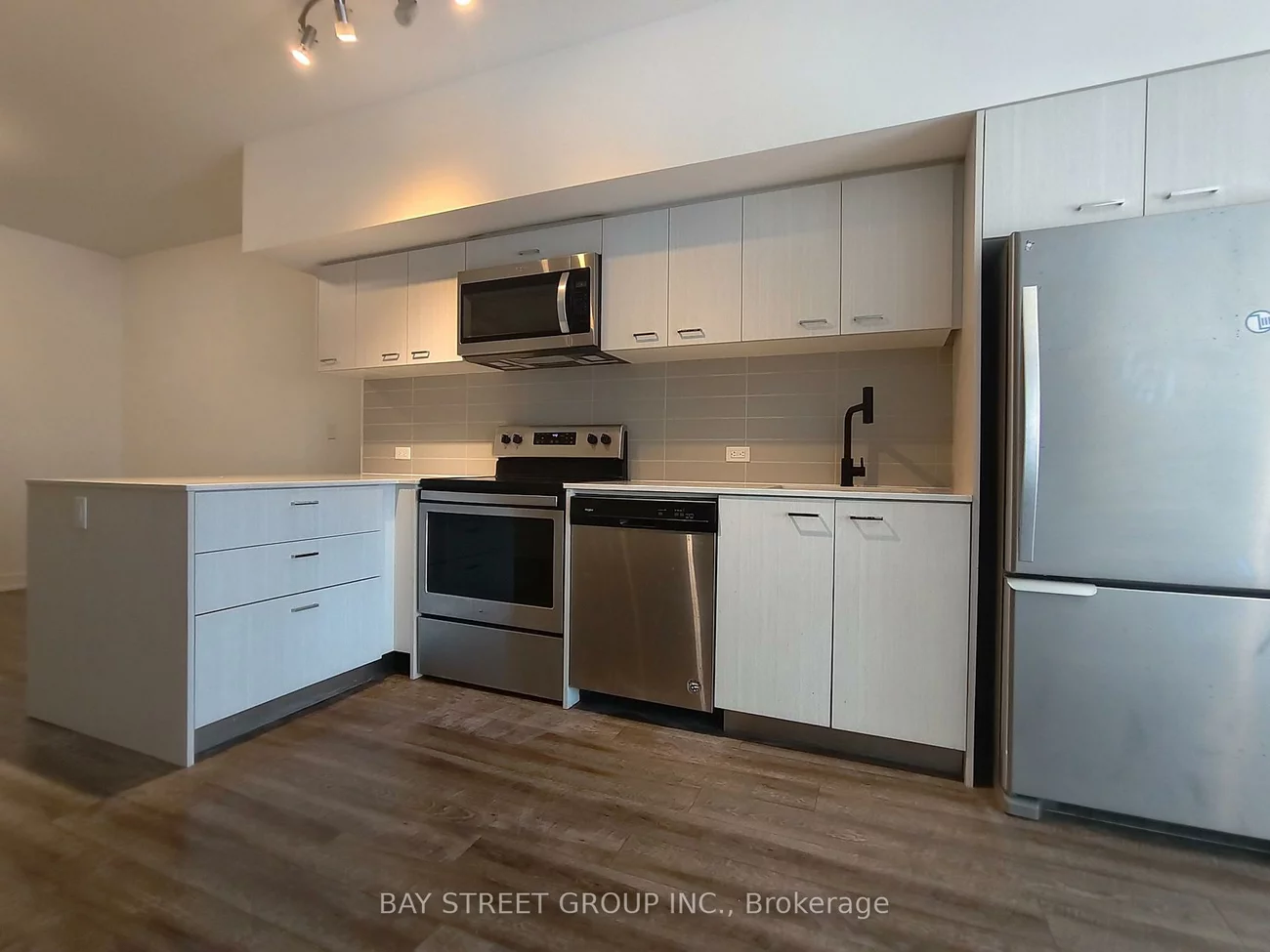 10, Echo, L'Amoreaux, Toronto