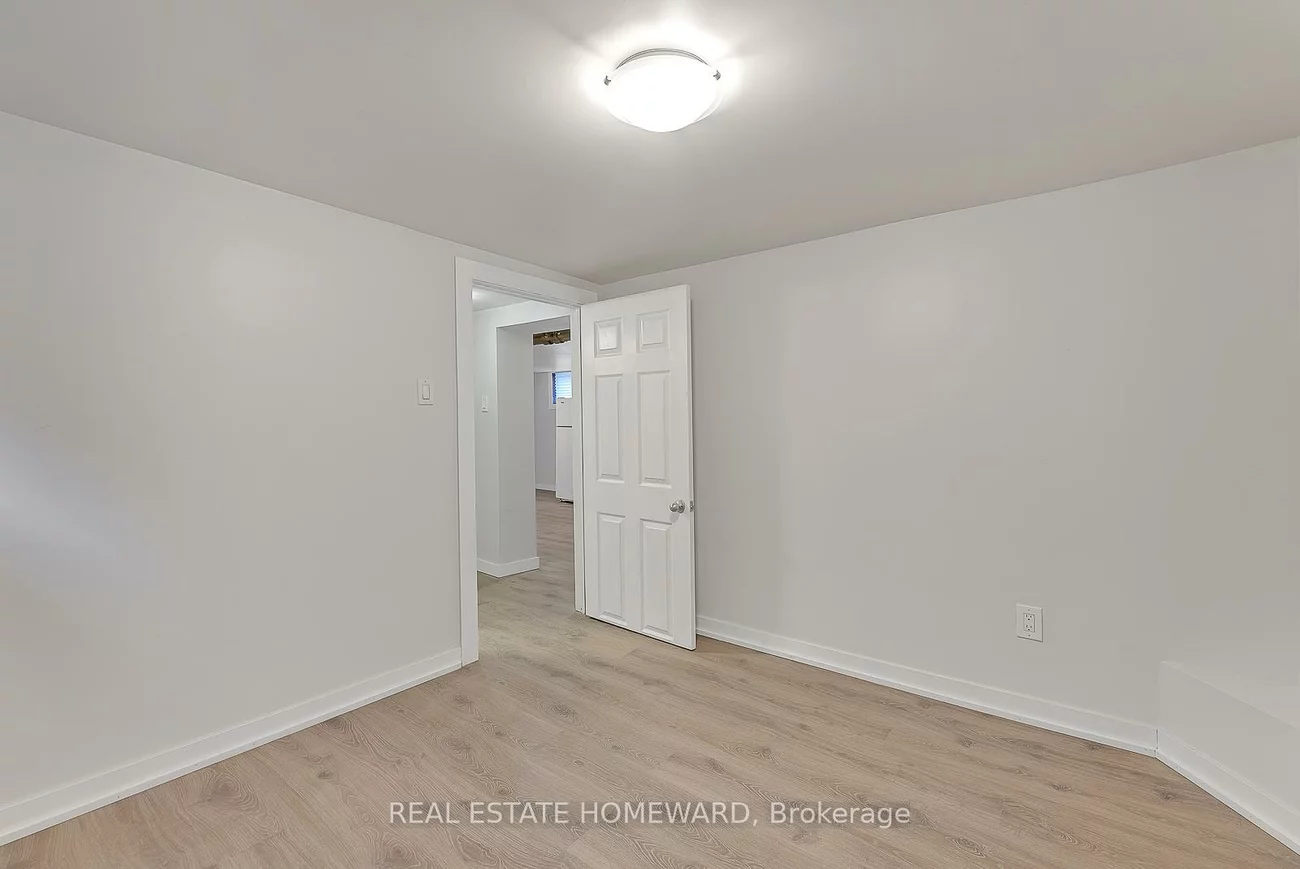 42, Bexhill, Clairlea-Birchmount, Toronto