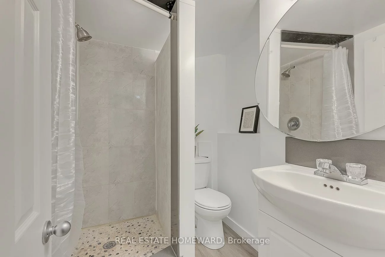 42, Bexhill, Clairlea-Birchmount, Toronto